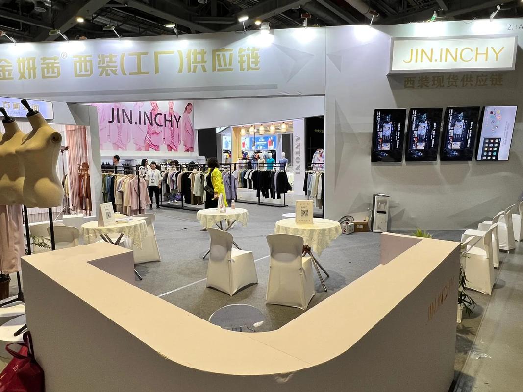 上海服裝展會(huì) 美麗經(jīng)濟(jì)新地標(biāo)，化妝品銷售強(qiáng)勢增長